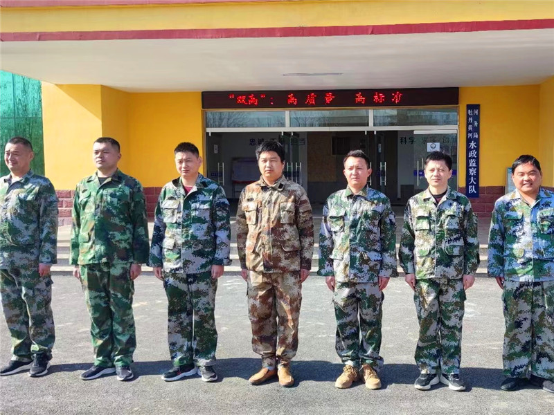 回 响